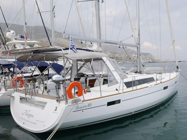 Beneteau Oceanis 45 | Allegria