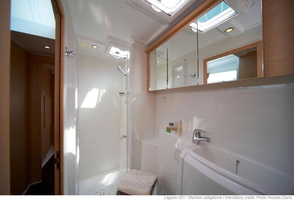 Lagoon 421 | Nirvana12