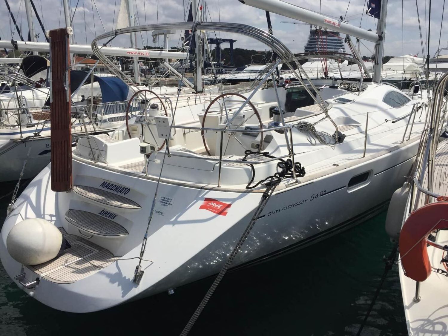 Jeanneau Sun Odyssey 54 DS | Macchiato