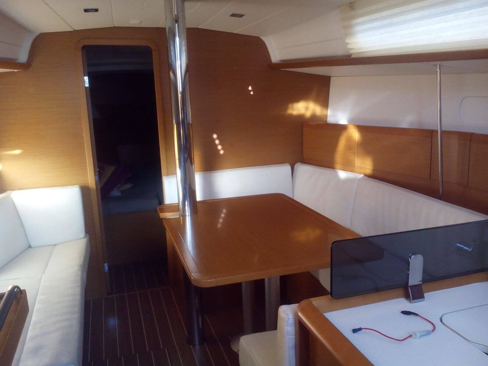 Jeanneau Sun Odyssey 379 | Minerva