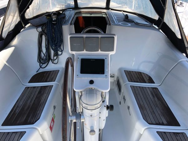 Beneteau Oceanis Clipper 373 | Mirfak