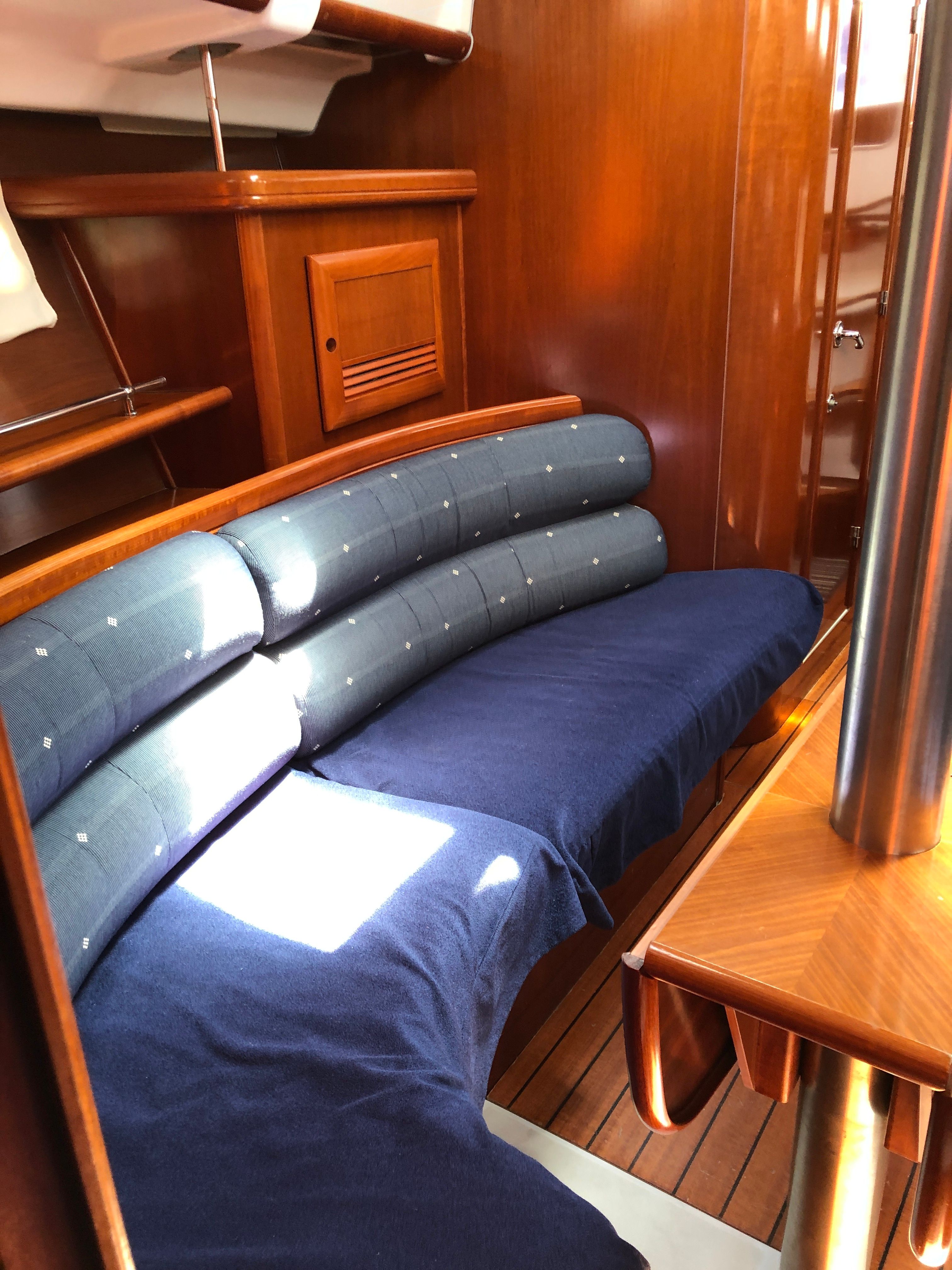 Beneteau Oceanis Clipper 373 | Mirfak