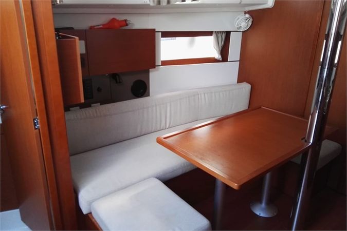 Beneteau Oceanis 38 | Dani