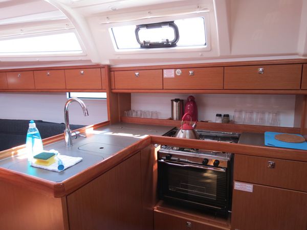 Bavaria Cruiser 37 | Odysseas