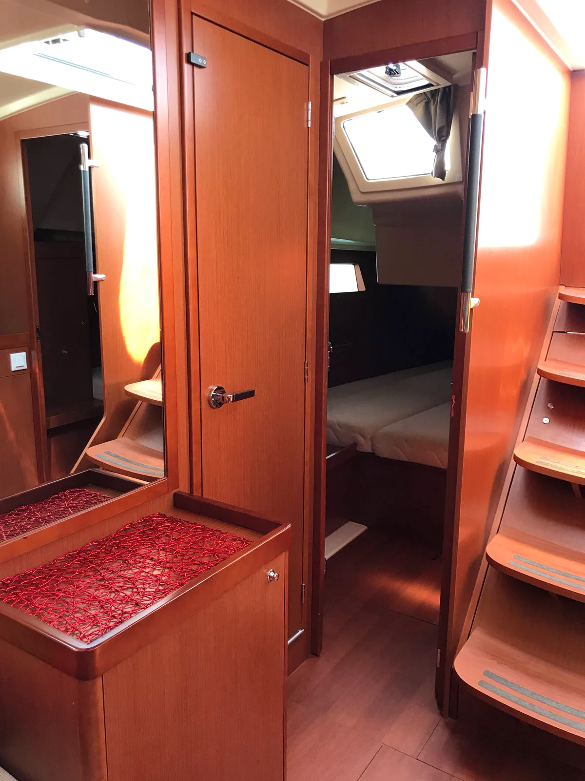 Beneteau Oceanis 41.1 | Vera