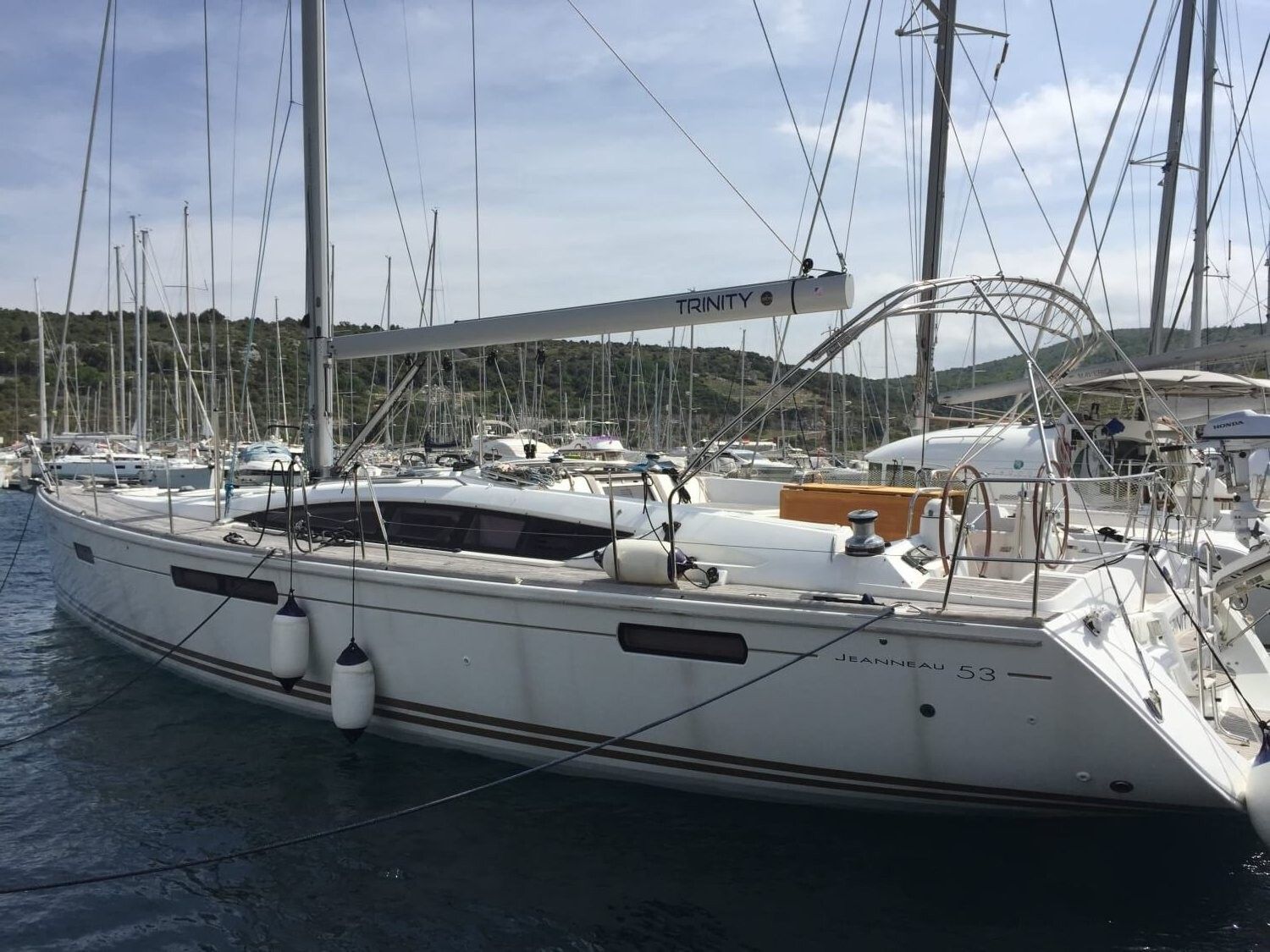 Jeanneau 53 | Trinity