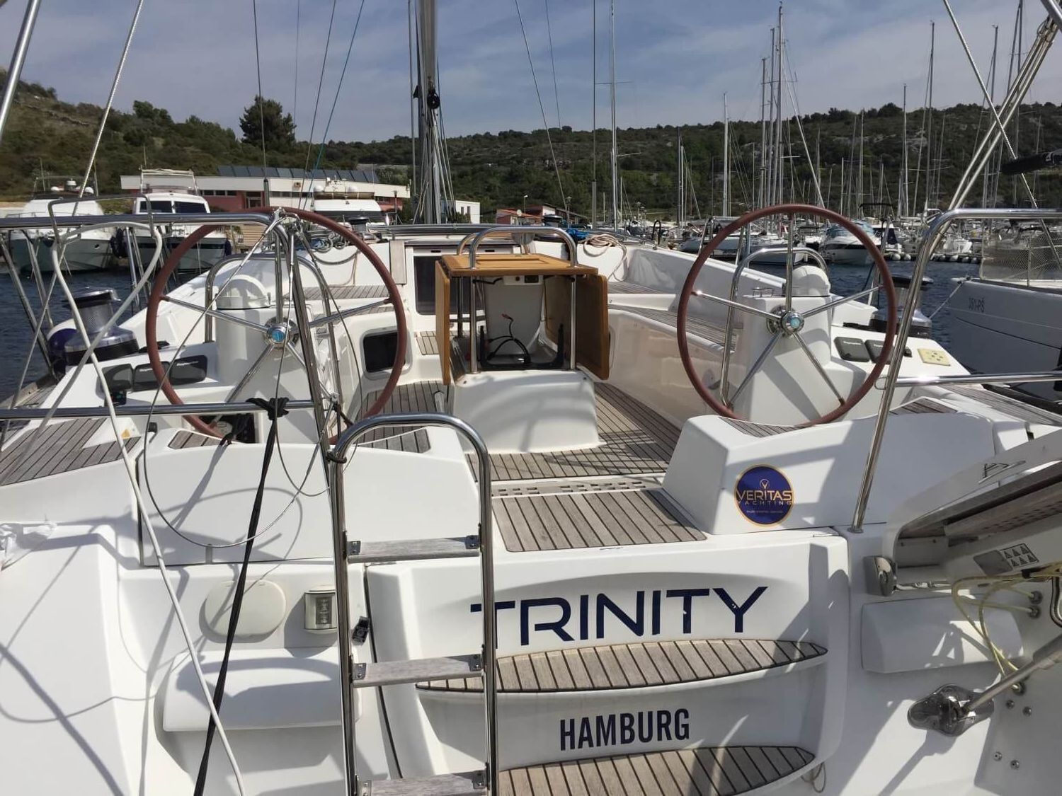 Jeanneau 53 | Trinity