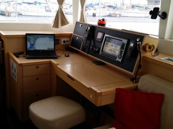 Lagoon 450 F | Aeropi