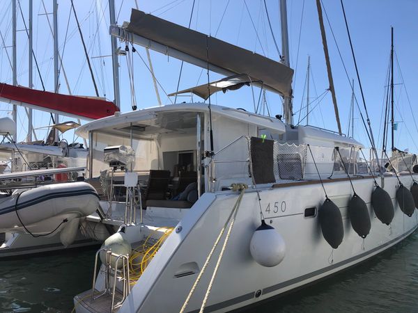 Lagoon 450 F | Aeropi