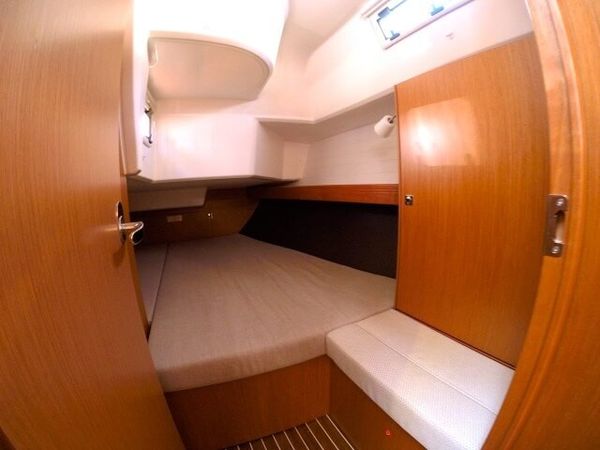 Bavaria Cruiser 37 | Eirené