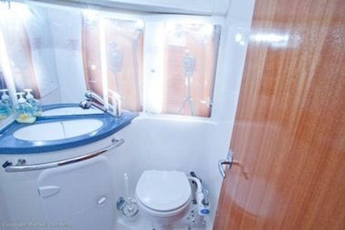 Bavaria 38 Cruiser | White Lady