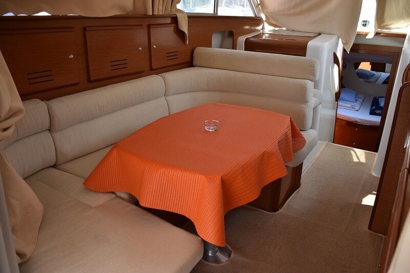 Beneteau Antares 10.80 | Nina