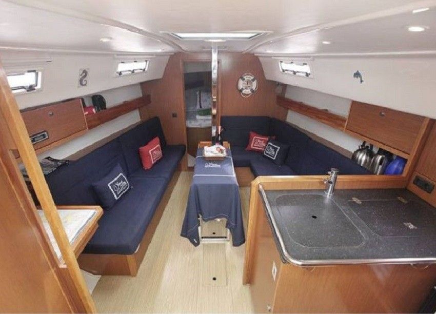 Beneteau Oceanis Clipper 343 | Tombo