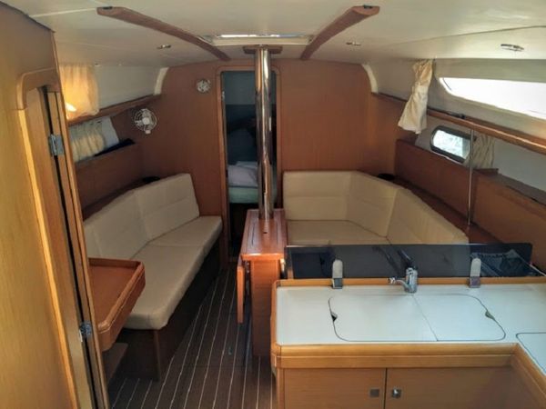 Jeanneau Sun Odyssey 36 | Scooby-Doo