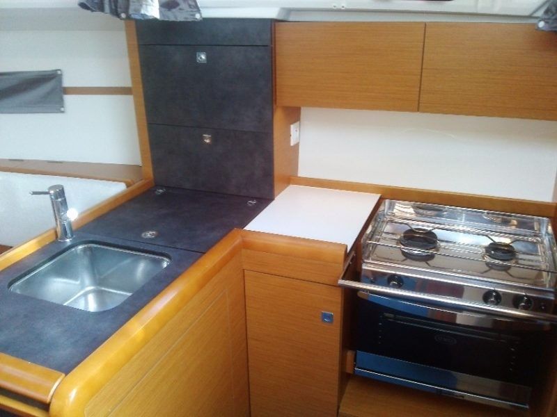 Jeanneau Sun Odyssey 349 | Blue Dreams