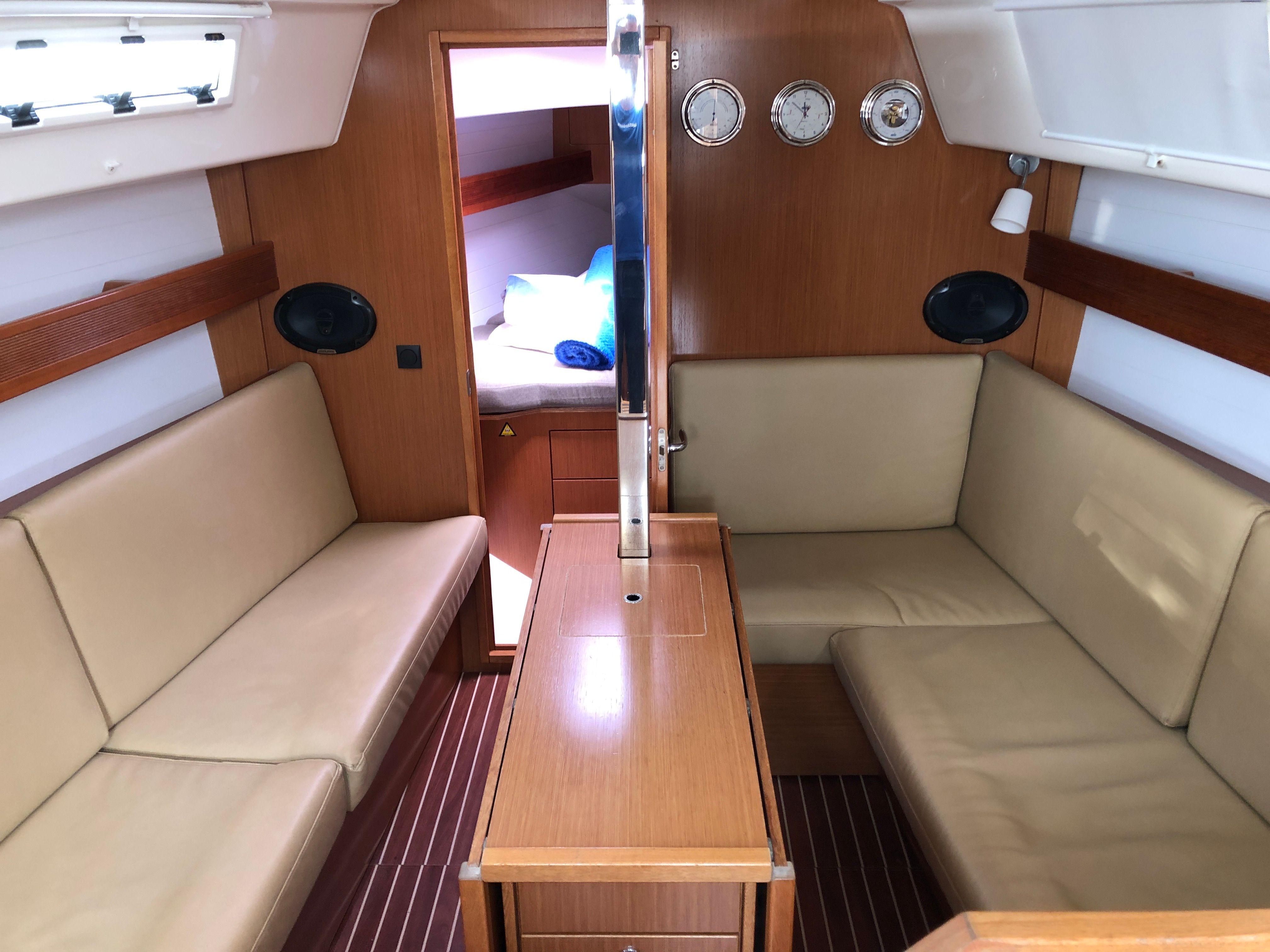 Bavaria Cruiser 32 | Izar