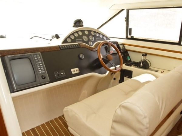 Fairline Phantom 40 | Julia