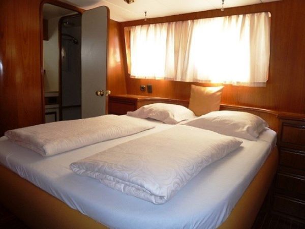 Yaretti 1570 | Grazia