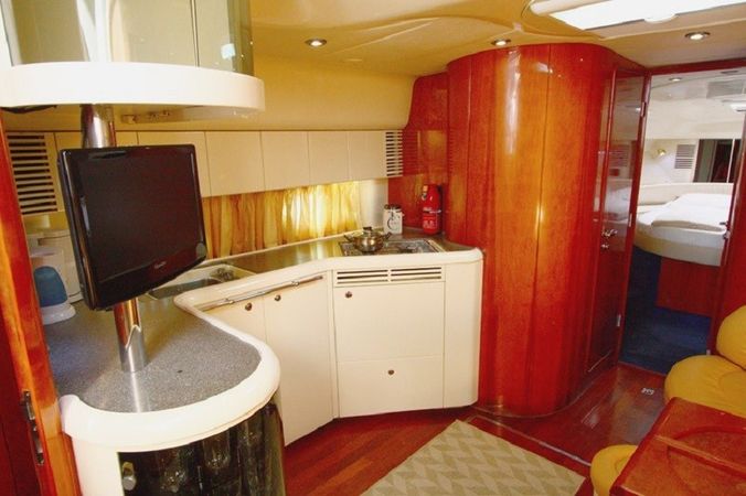 Fairline 48 | H.I.T.