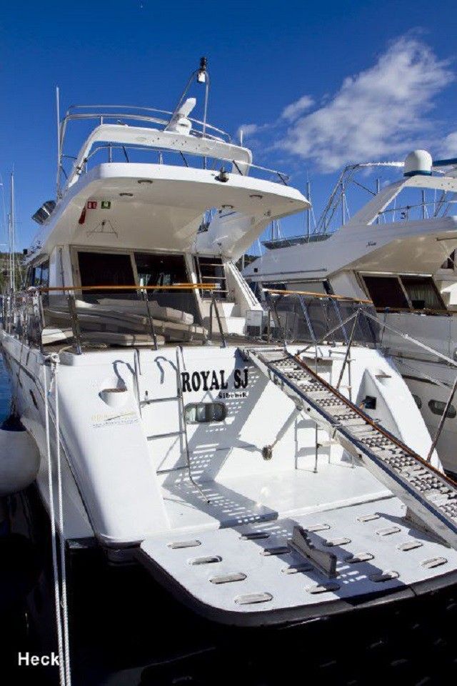 Yaretti 1910 | Royal