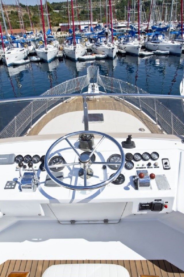 Staryacht 1940 | Viva La Libertad