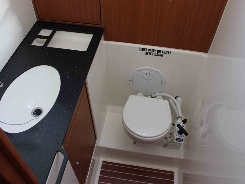 Bavaria Cruiser 45 | Tiha