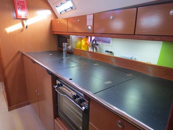 Bavaria Cruiser 40 | Vega