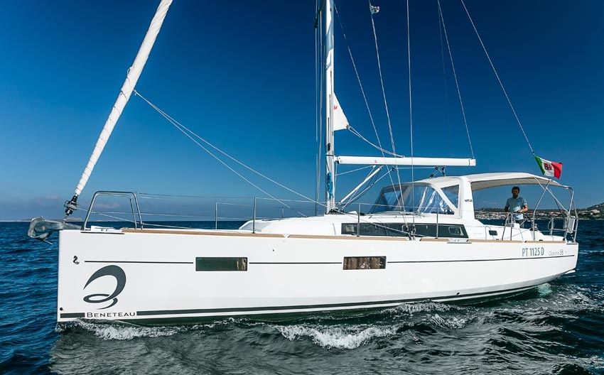 Beneteau Oceanis 38 | Marta