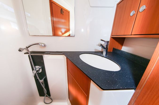 Bavaria Cruiser 45 | Aries