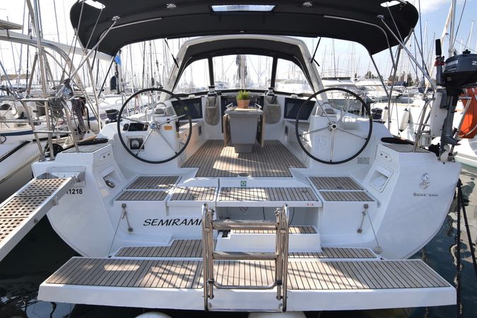Beneteau Oceanis 45 | Semiramis