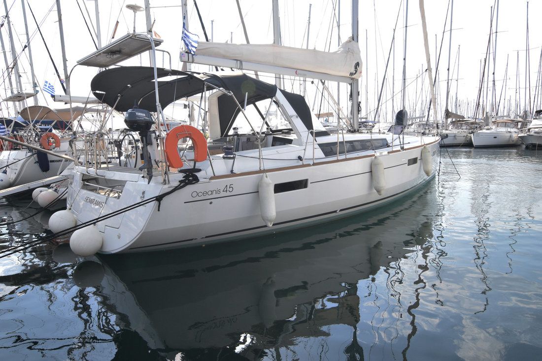 Beneteau Oceanis 45 | Semiramis