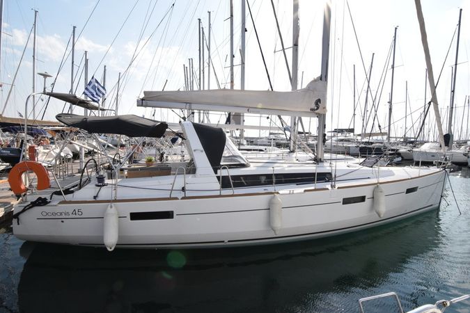 Beneteau Oceanis 45 | Semiramis