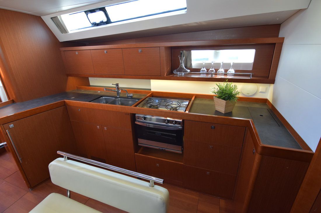 Beneteau Oceanis 45 | Semiramis