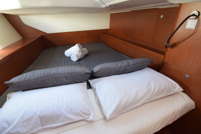 Beneteau Oceanis 45 | Semiramis