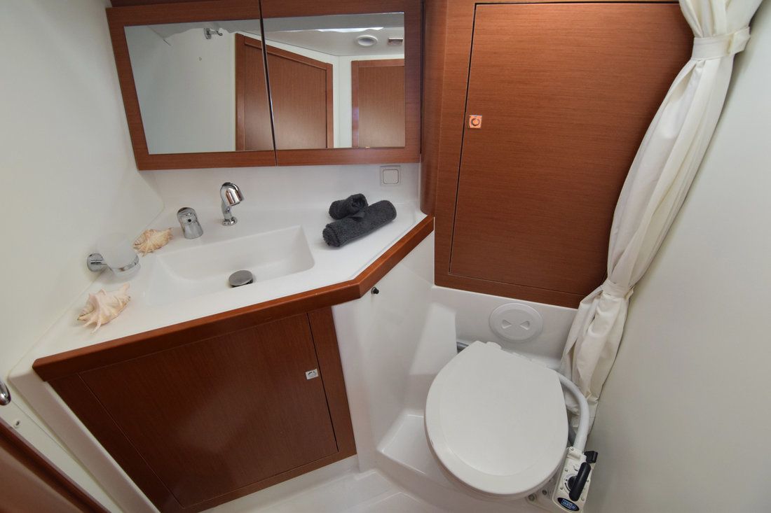 Beneteau Oceanis 45 | Semiramis