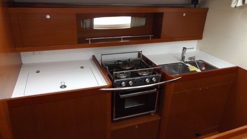 Beneteau Oceanis 50 | In Compliance