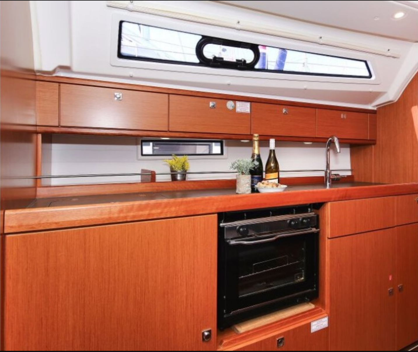 Bavaria Cruiser 41 | Morellina