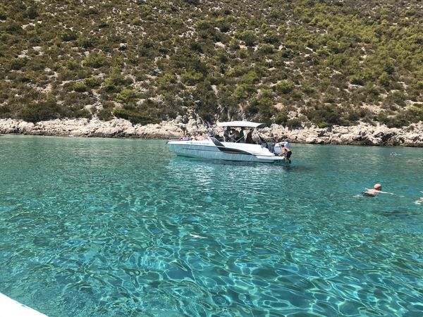Beneteau Flyer 7.7 | Space deck