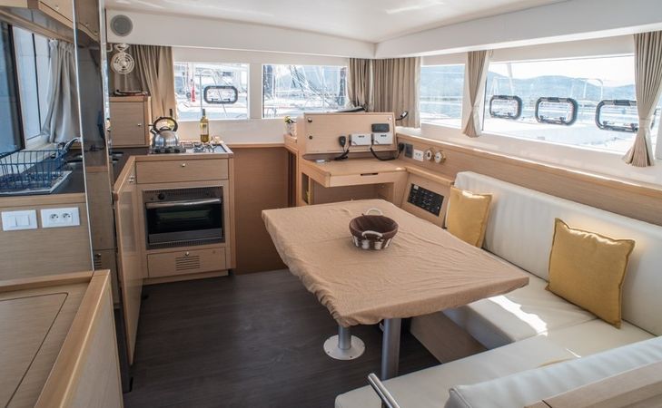 Lagoon 39 | Explorer