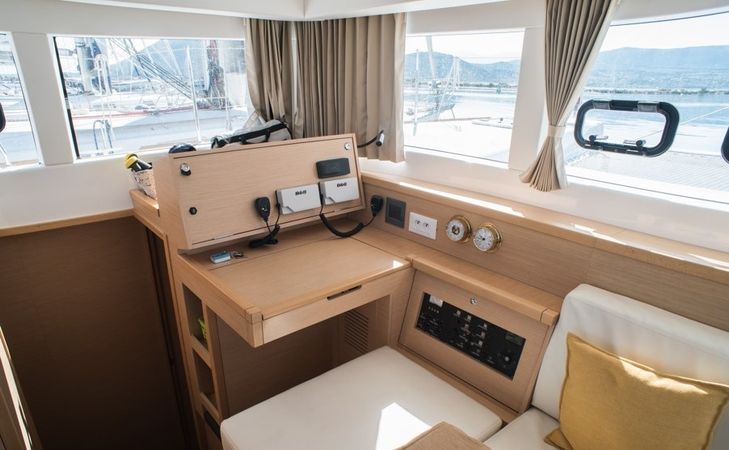 Lagoon 39 | Explorer