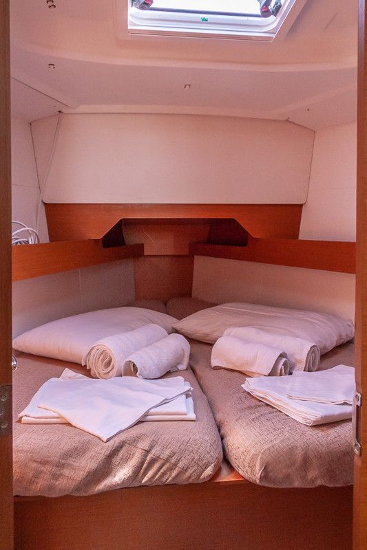 Jeanneau Sun Odyssey 349 | Dimitra