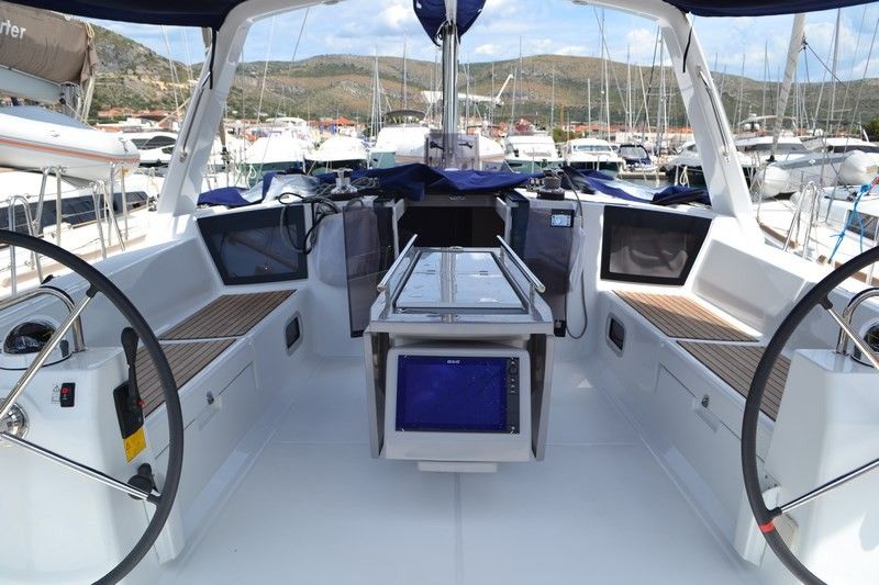 Beneteau Oceanis 45 | Strauss
