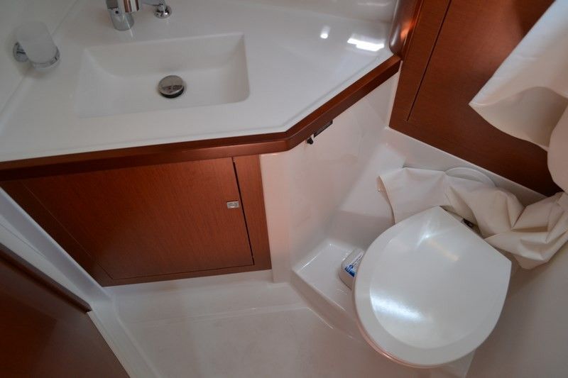 Beneteau Oceanis 45 | Strauss