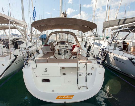 Beneteau Oceanis 31 | Moody Blues