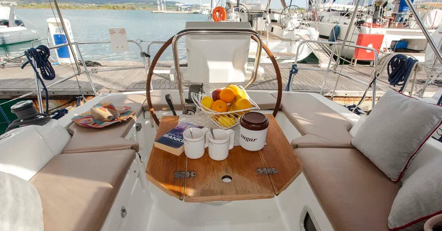 Beneteau Oceanis 31 | Moody Blues6