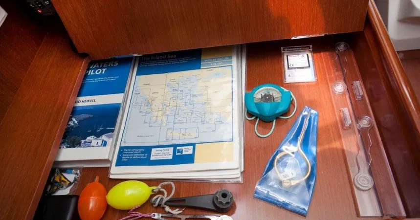 Beneteau Oceanis 31 | Moody Blues9