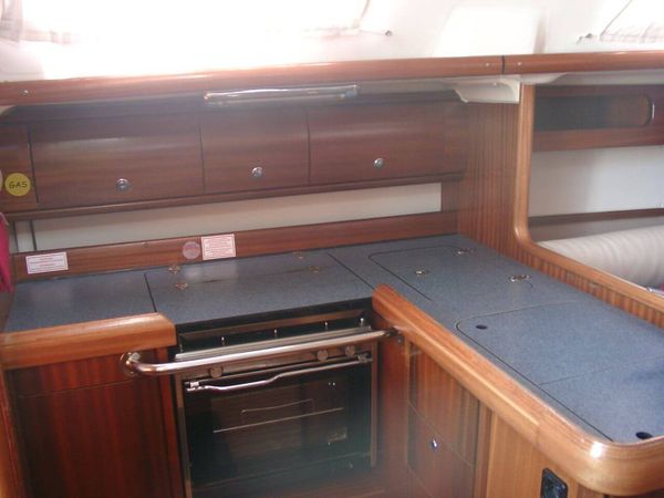 Bavaria 38 Match | Artix