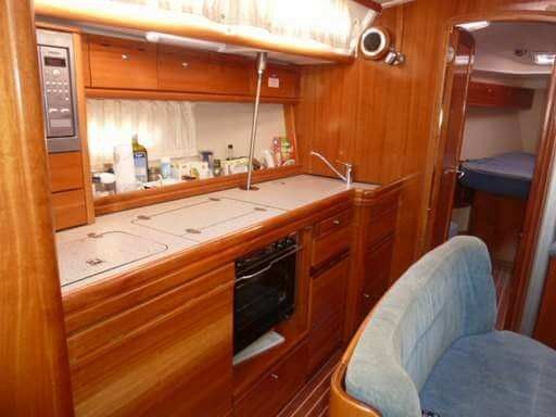 Bavaria Cruiser 40 | Spring Rose