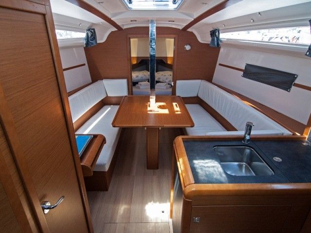 Jeanneau Sun Odyssey 349 | Adria Moon