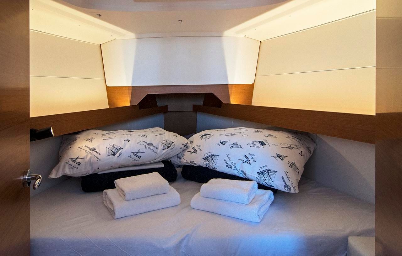 Jeanneau Sun Odyssey 349 | Adria Moon